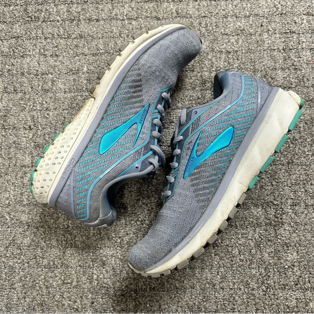 Brooks Ghost 12 Women’s Size 9 Running Shoes Light Blue/Teal/grey